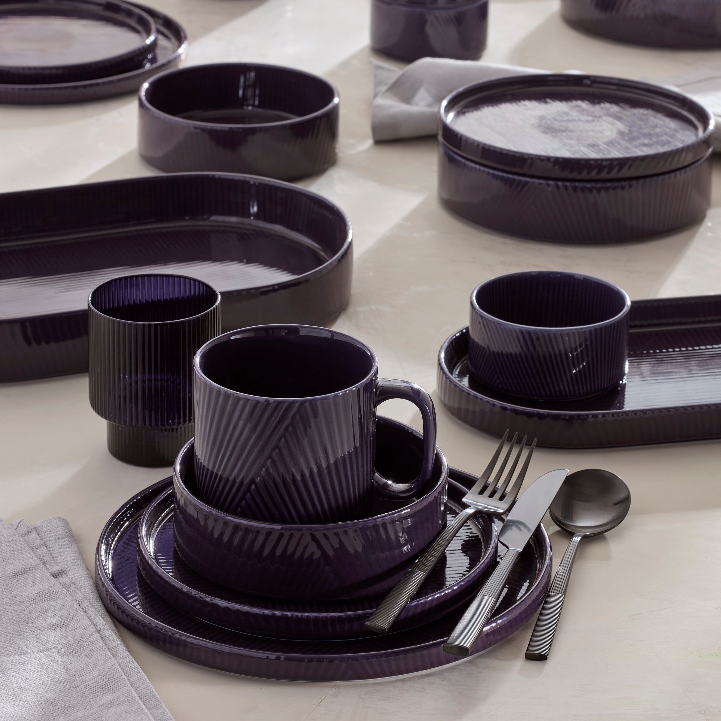 Modulus Black Satin 20 Piece Flatware Set - Image 5