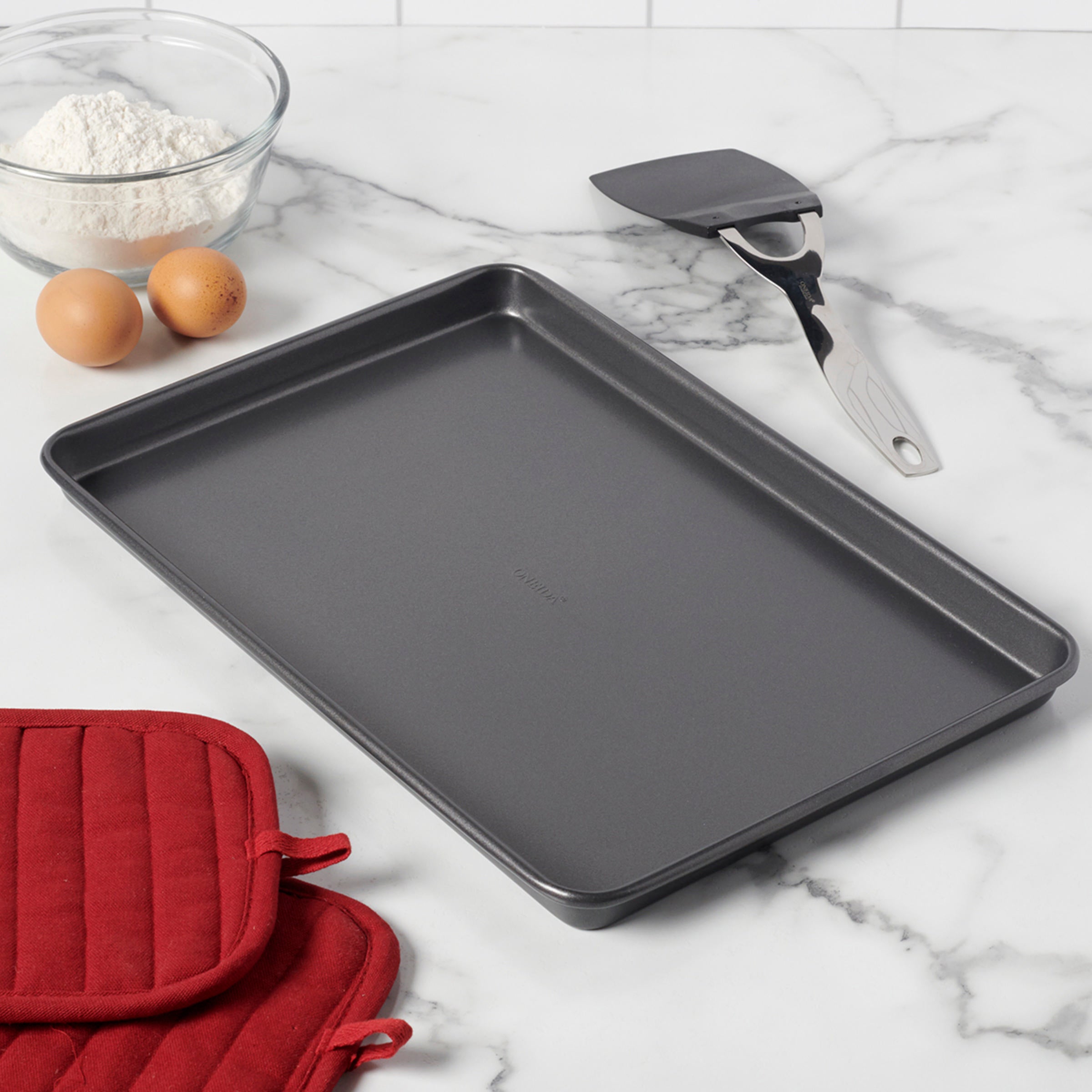 Bliss Bakeware 10 x 15 Cookie Sheet - Image 2