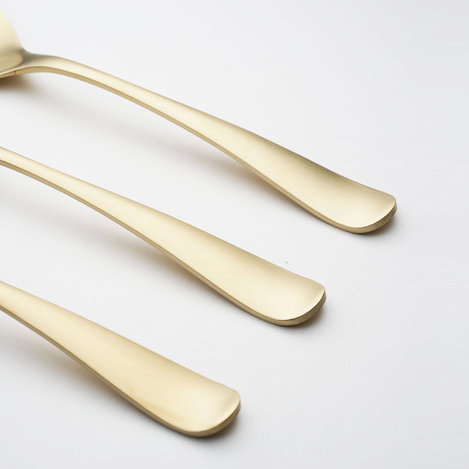 Rhiannon Champagne Satin 3 Piece Hostess Set - Image 4