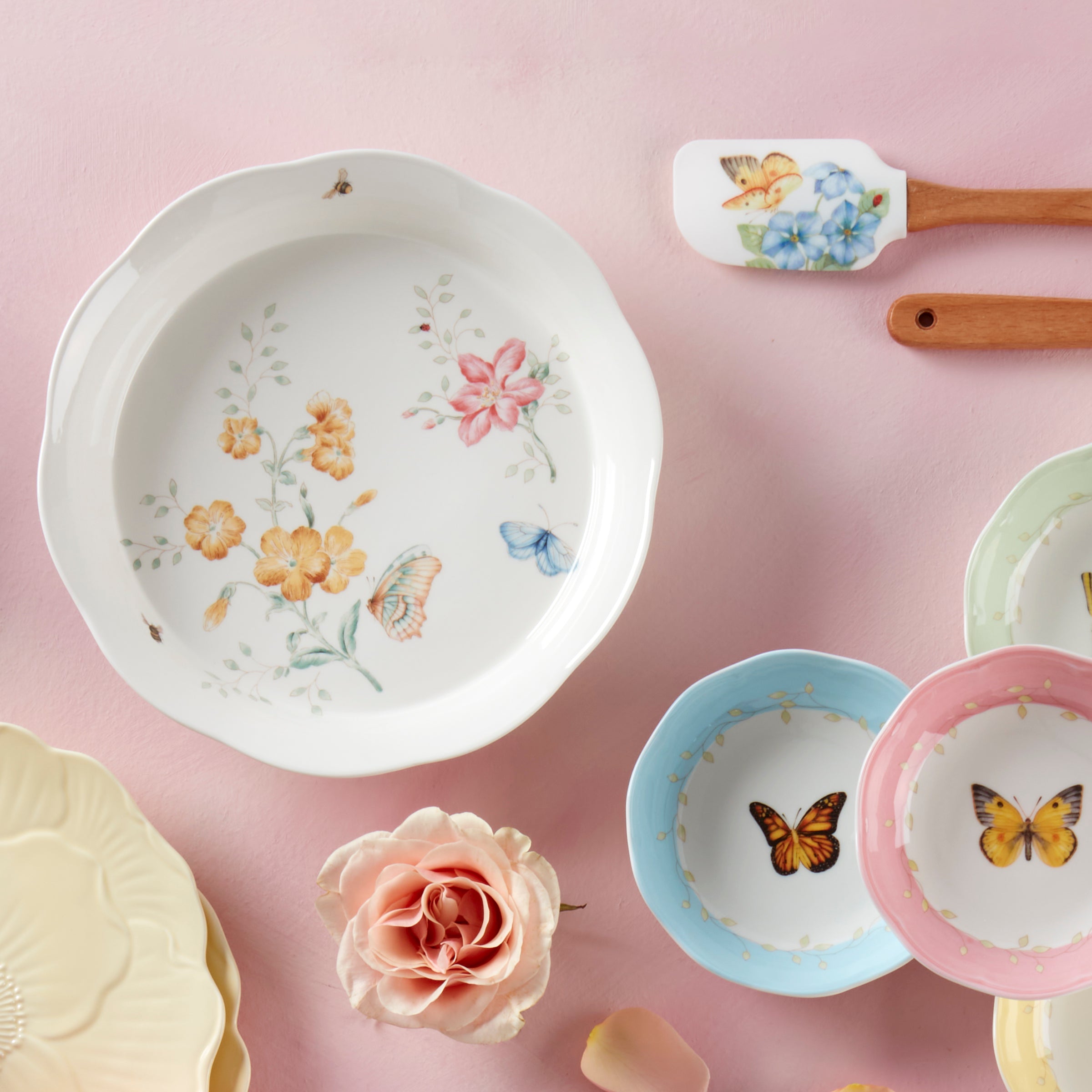 Butterfly Meadow Pie Dish - Image 3