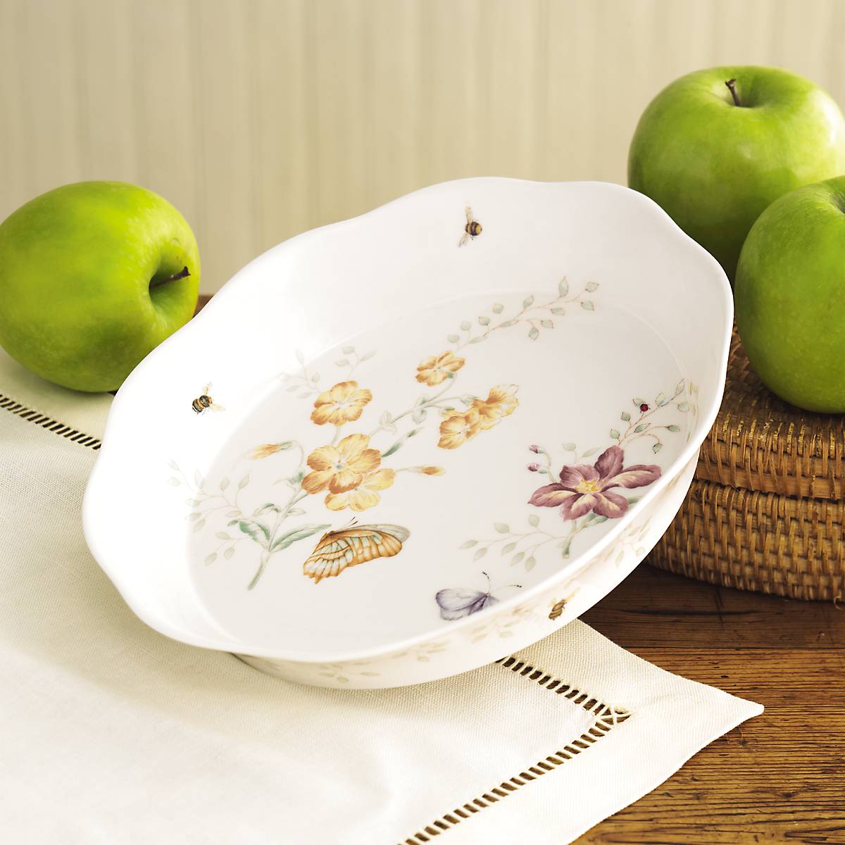 Butterfly Meadow Pie Dish - Image 2