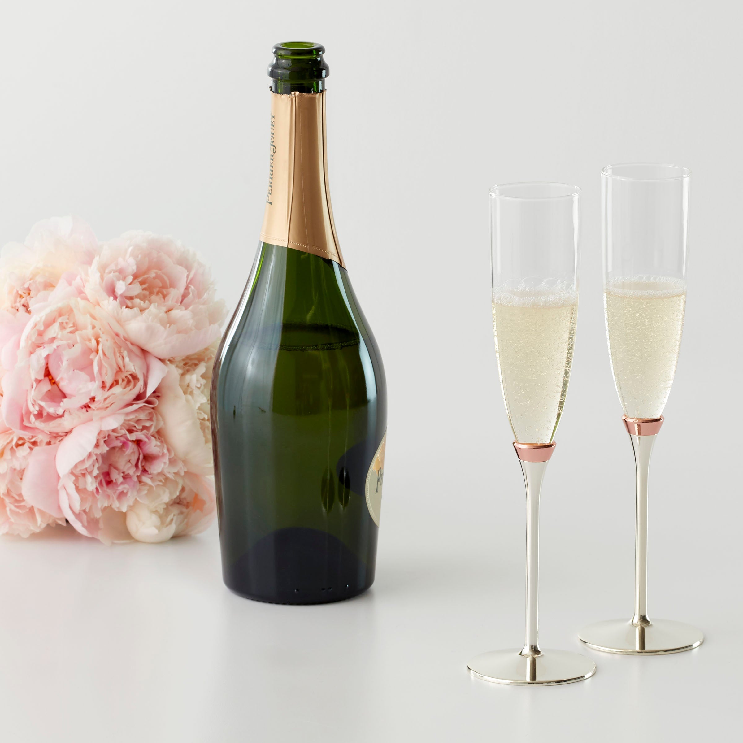 Rosy Glow 2-Piece Champagne Flute Set - Image 2