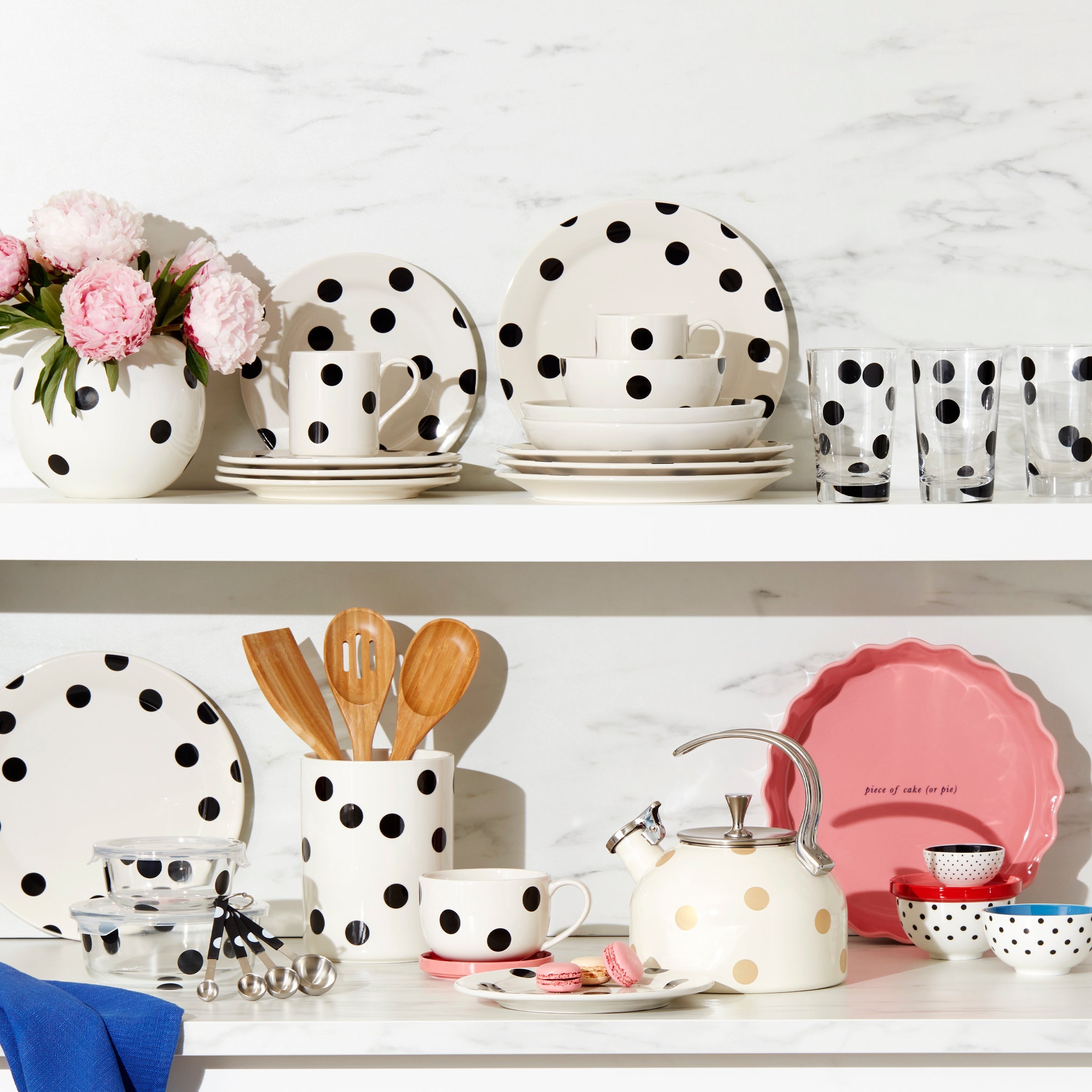 Deco Dot 12-Piece Dinnerware Set - Image 2