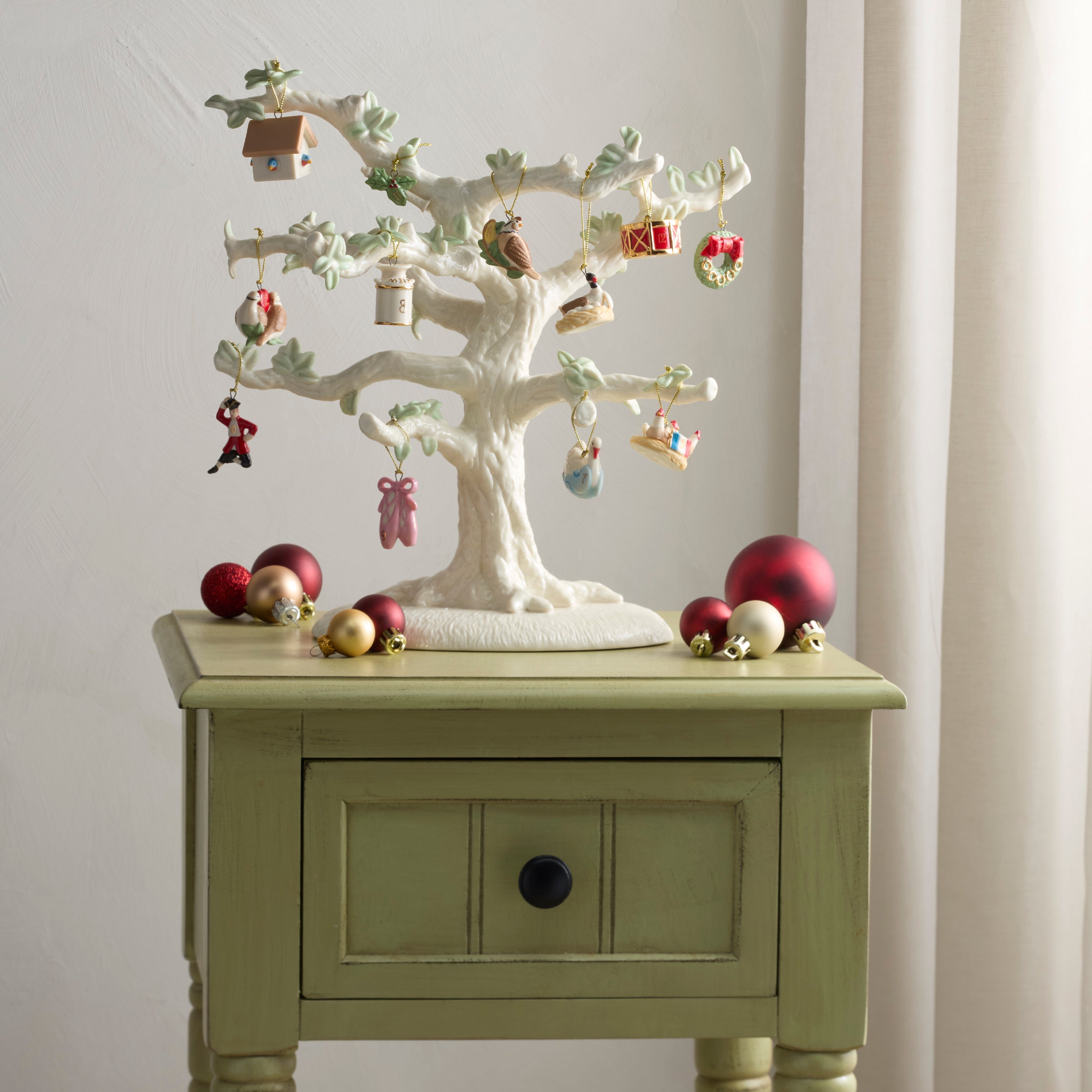 Twelve Days Of Christmas 12-Piece Ornament Set - Image 3