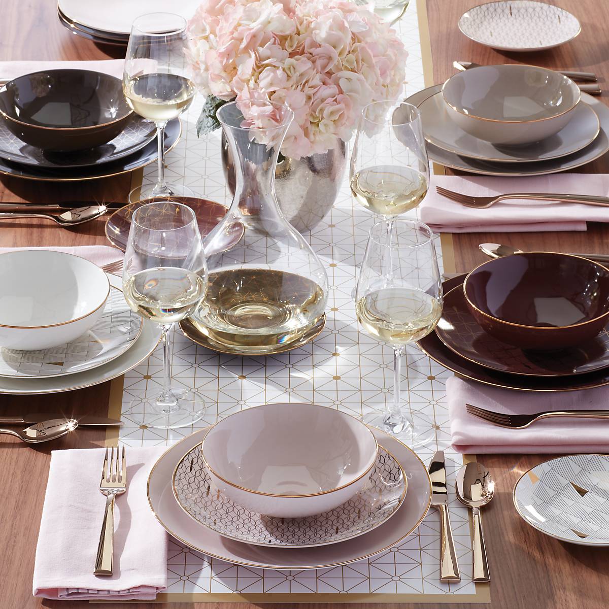Trianna White 4-Piece Place Setting - Image 4