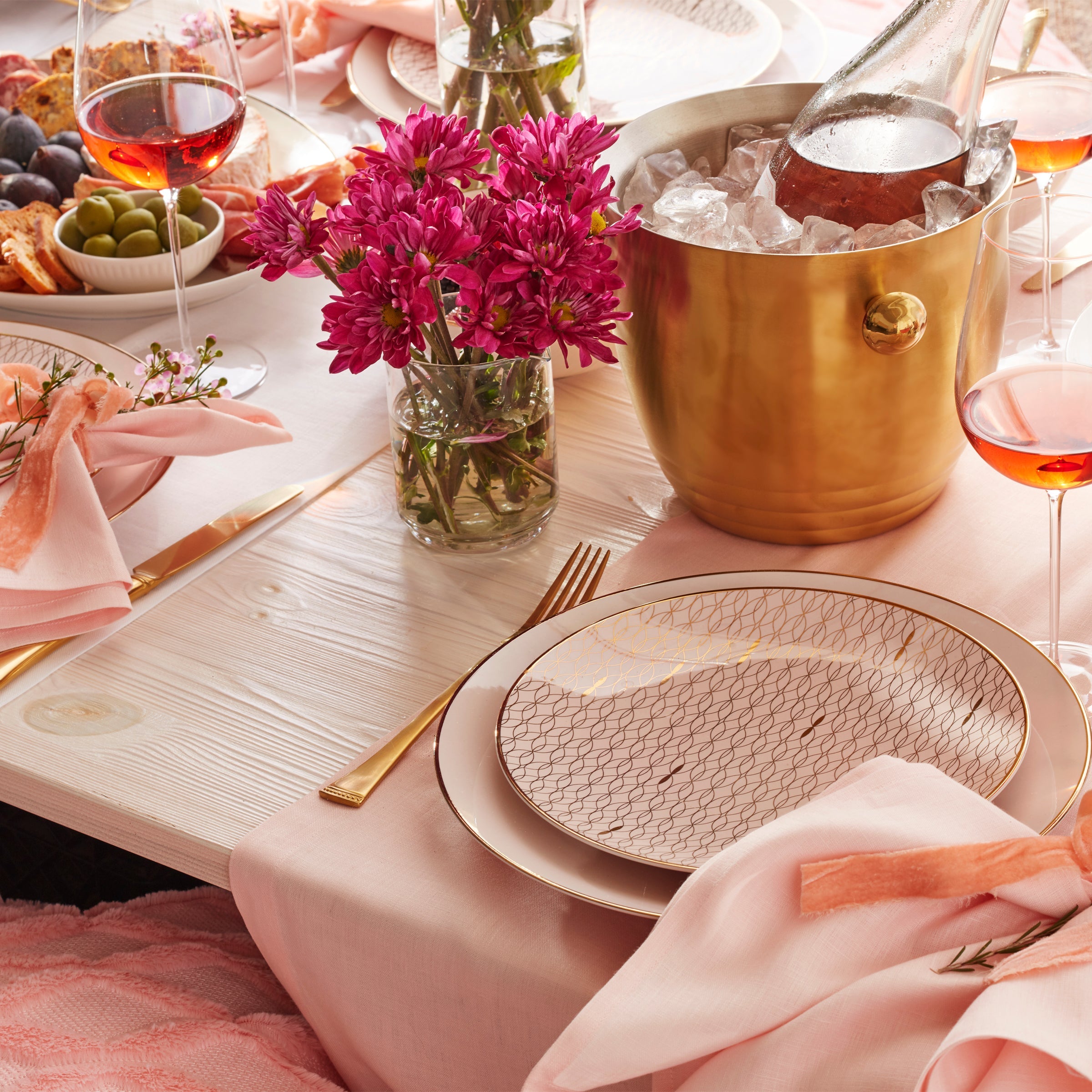 Trianna Blush 4-Piece Place Setting - Image 6