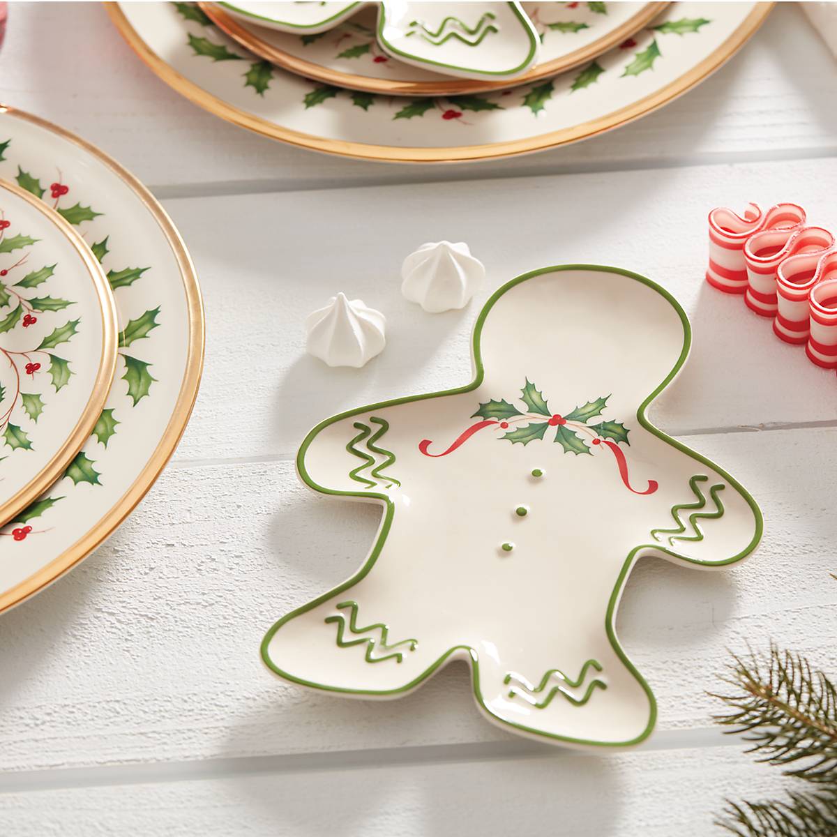 Holiday Gingerbread Man Accent Plate - Image 3