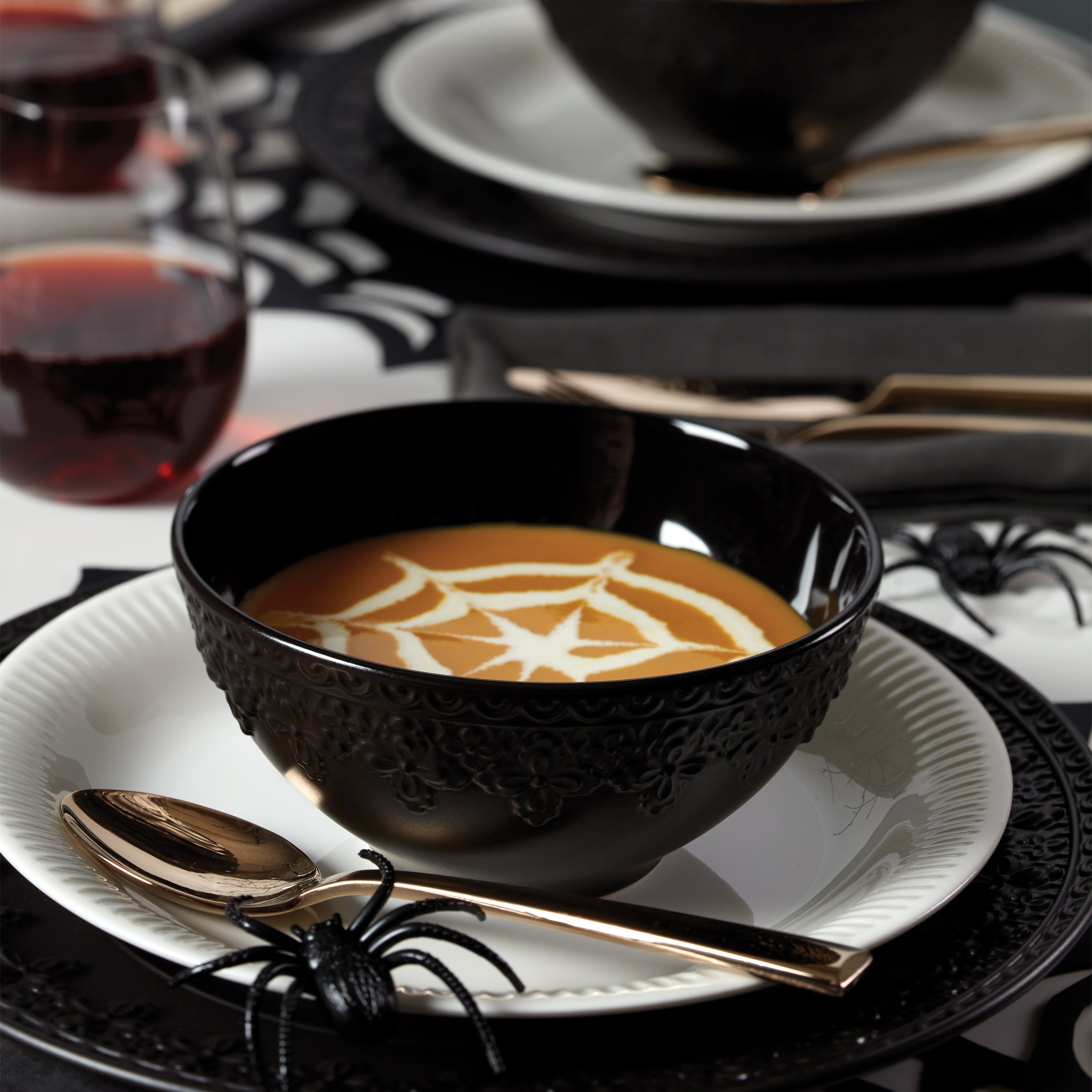 Chelse Muse Fleur Black All-Purpose Bowls - Set of 4 - Image 2