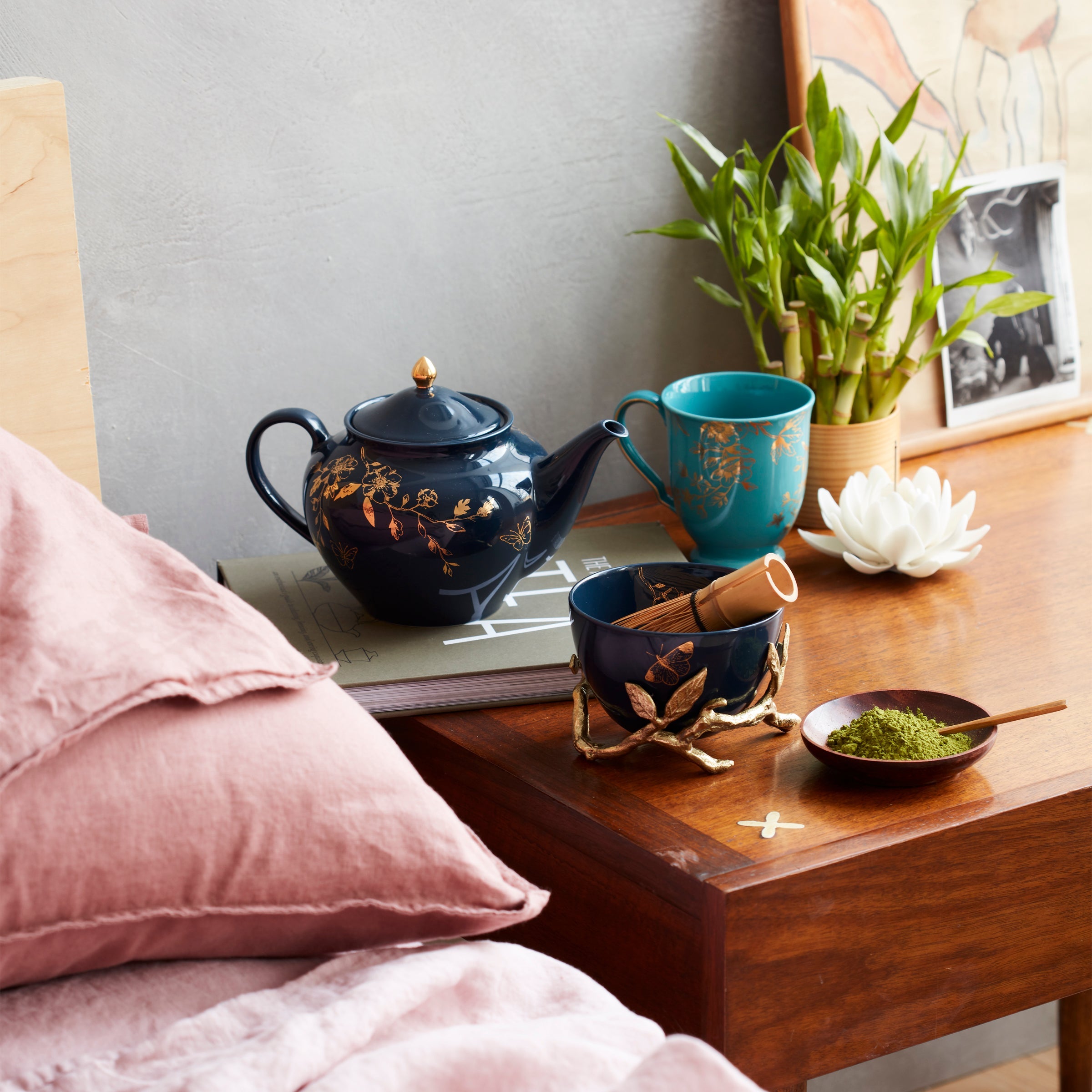 Sprig & Vine Teapot - Navy - Image 2