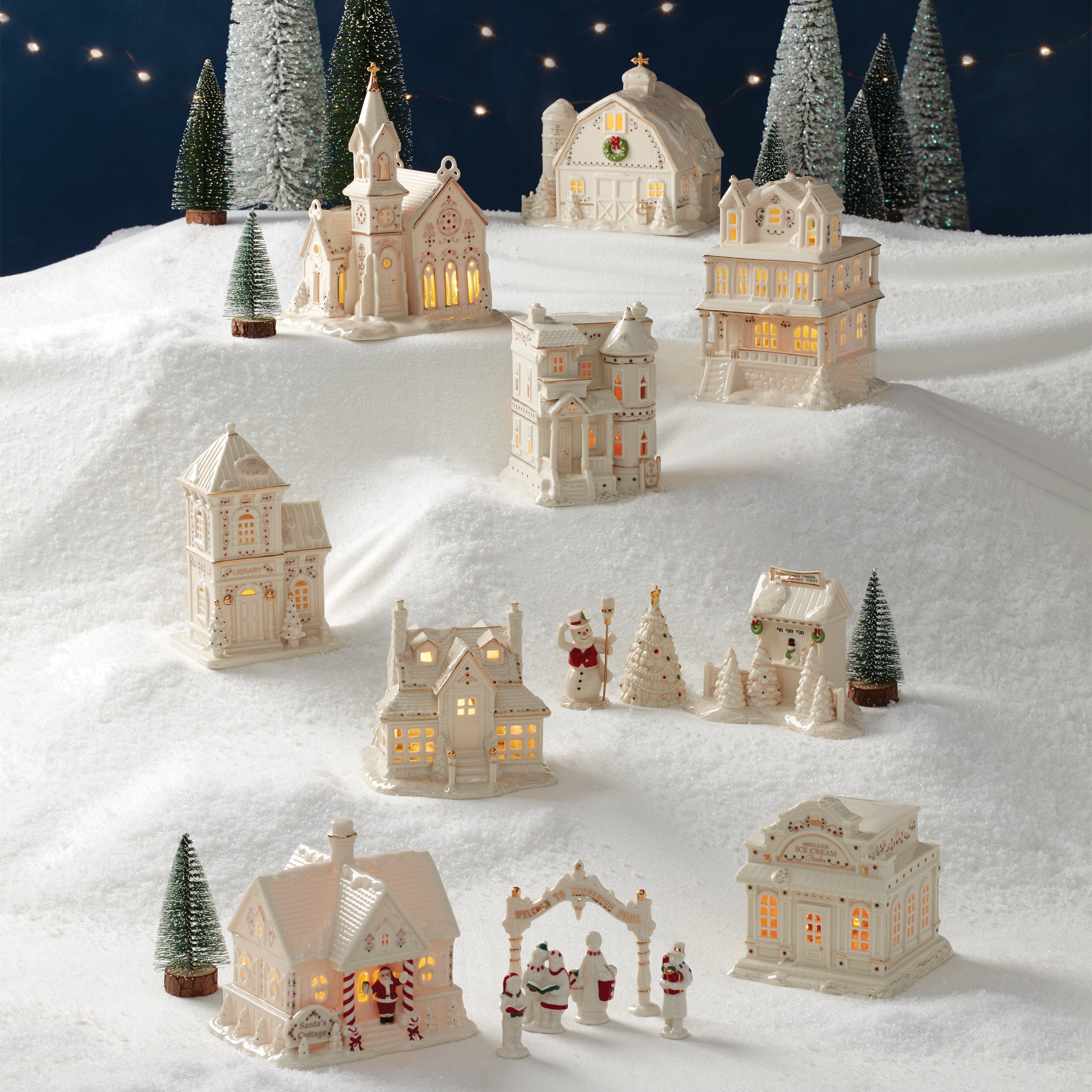 Mistletoe Park Victorian House Lit Figurine - Image 5