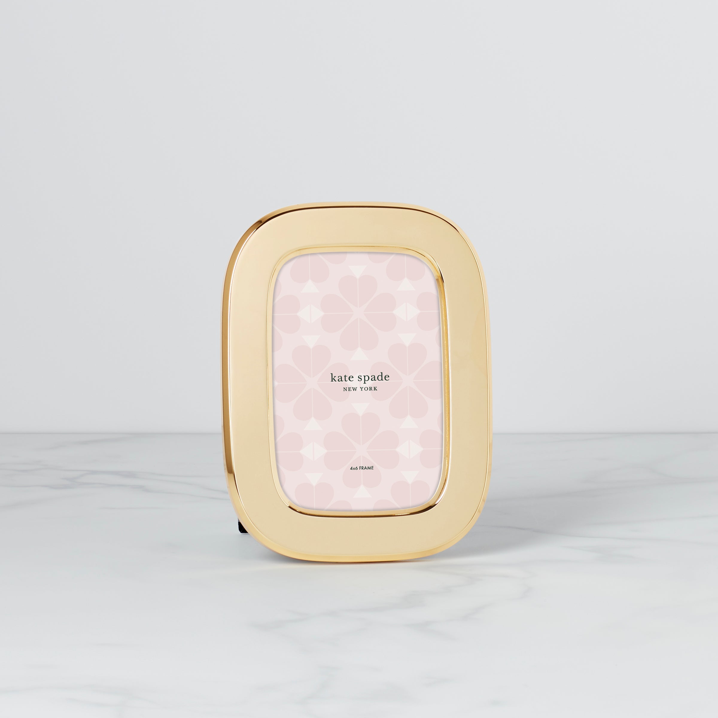 South Street 4 x 6 Gold Oval Frame