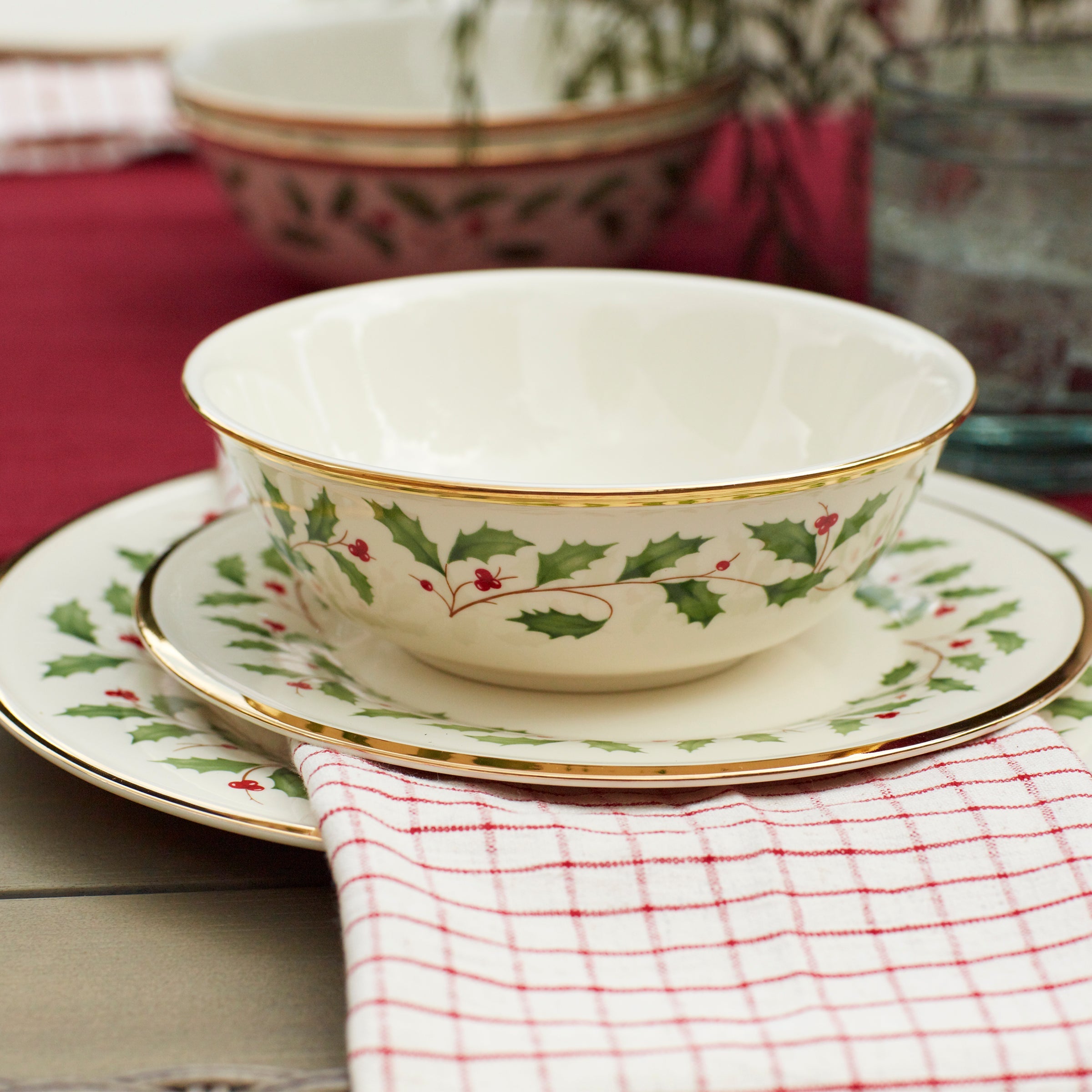 Holiday 12-Piece Plate & Bowl Set - Image 15