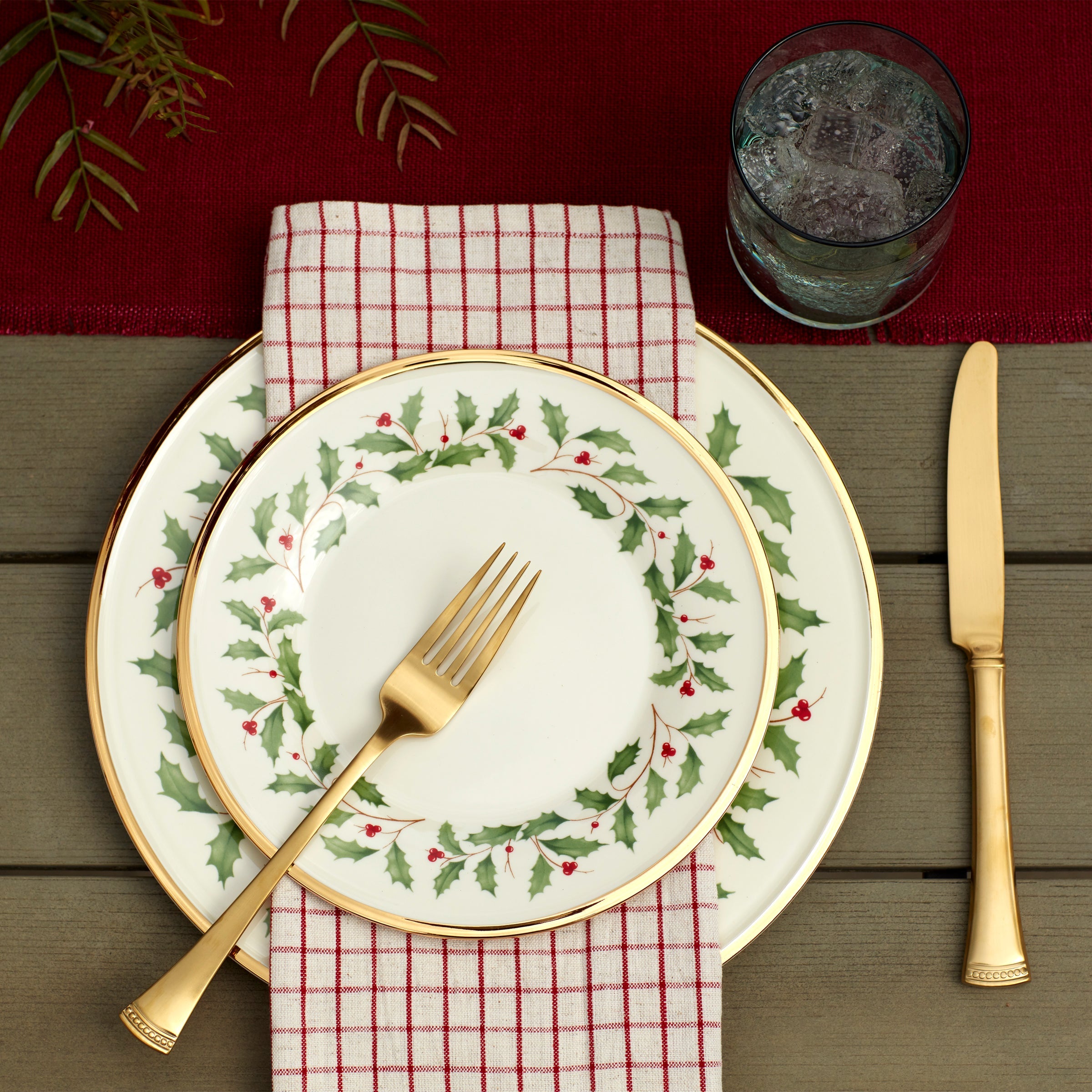 Holiday 12-Piece Plate & Bowl Set - Image 16