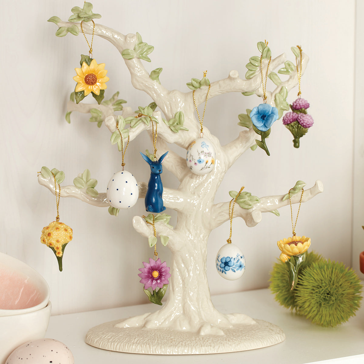Floral Easter 11-Piece Ornament & Tree Set - Image 2