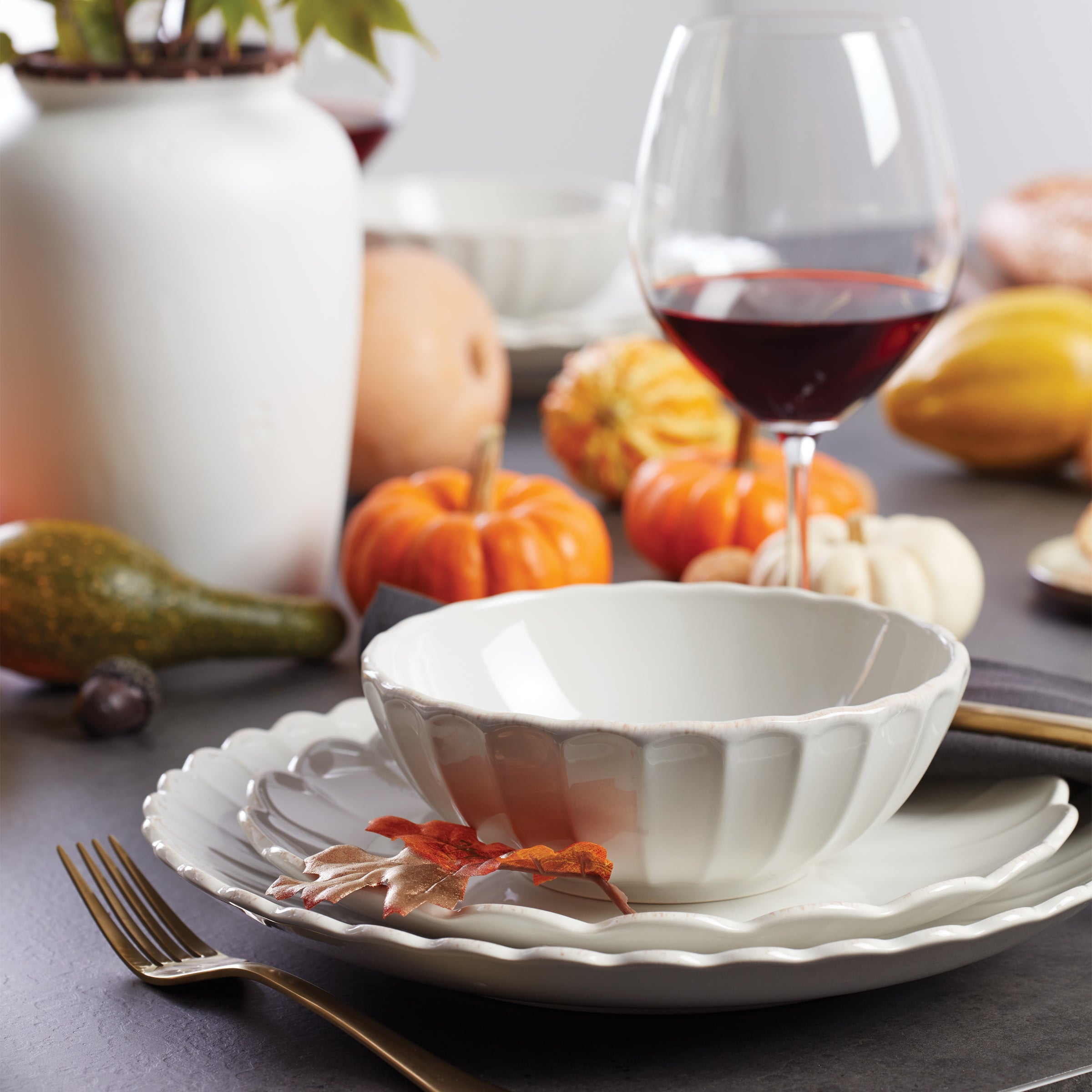 French Perle Scallop 12-Piece Dinnerware Set - Image 9