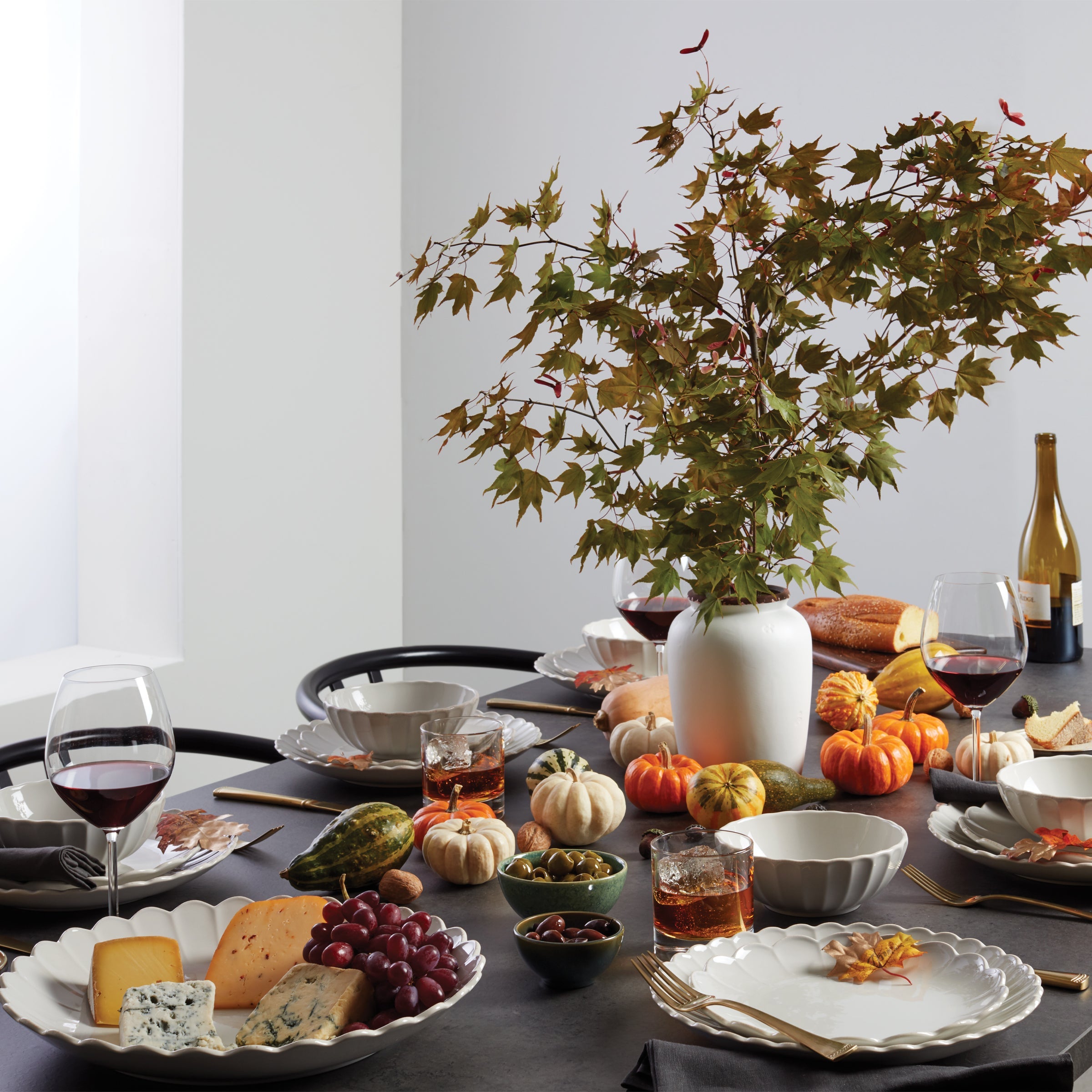 French Perle Scallop 12-Piece Dinnerware Set - Image 11