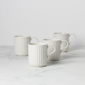 French Perle Scallop Mugs - Set of 4