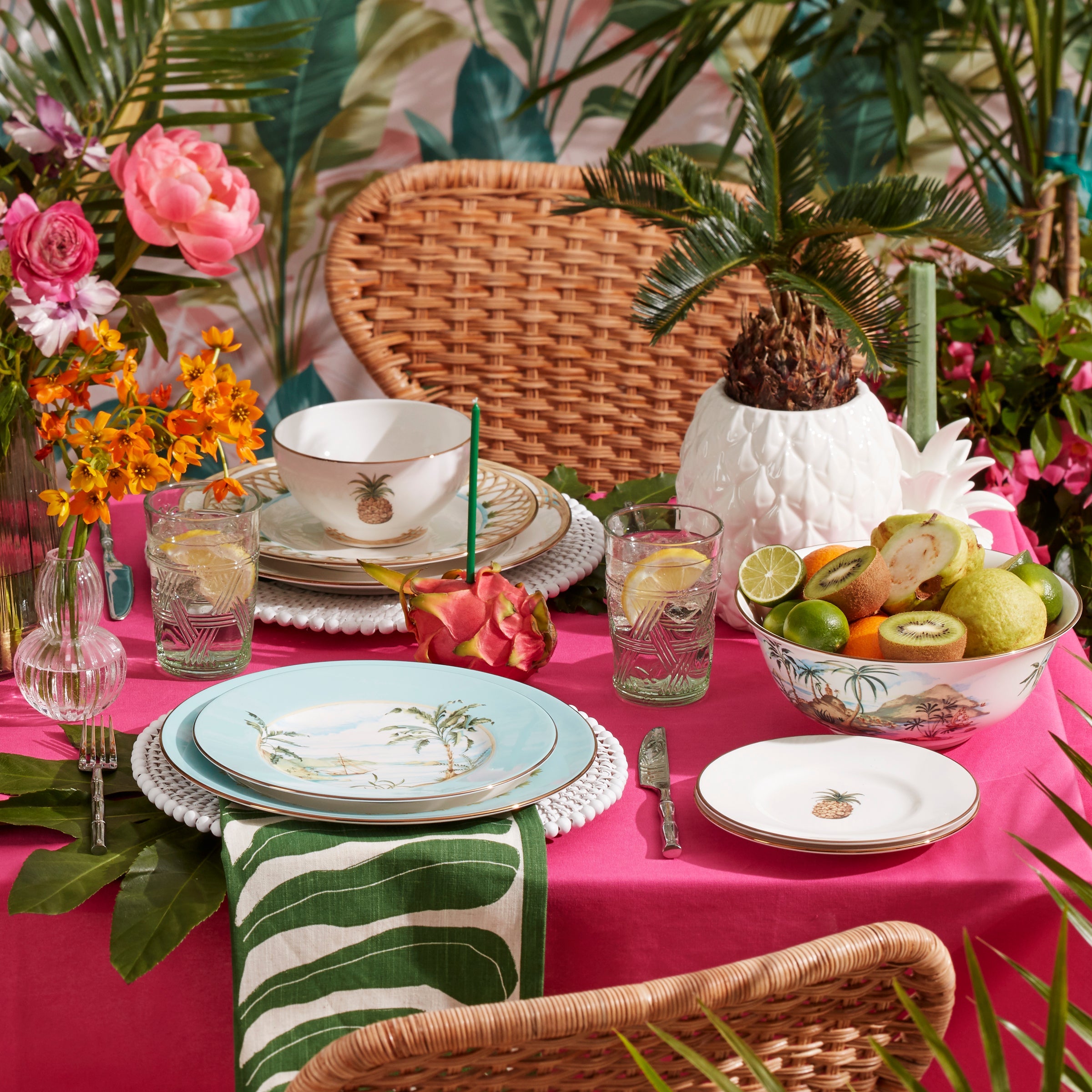 British Colonial Tradewind Dinner Plate - Image 5