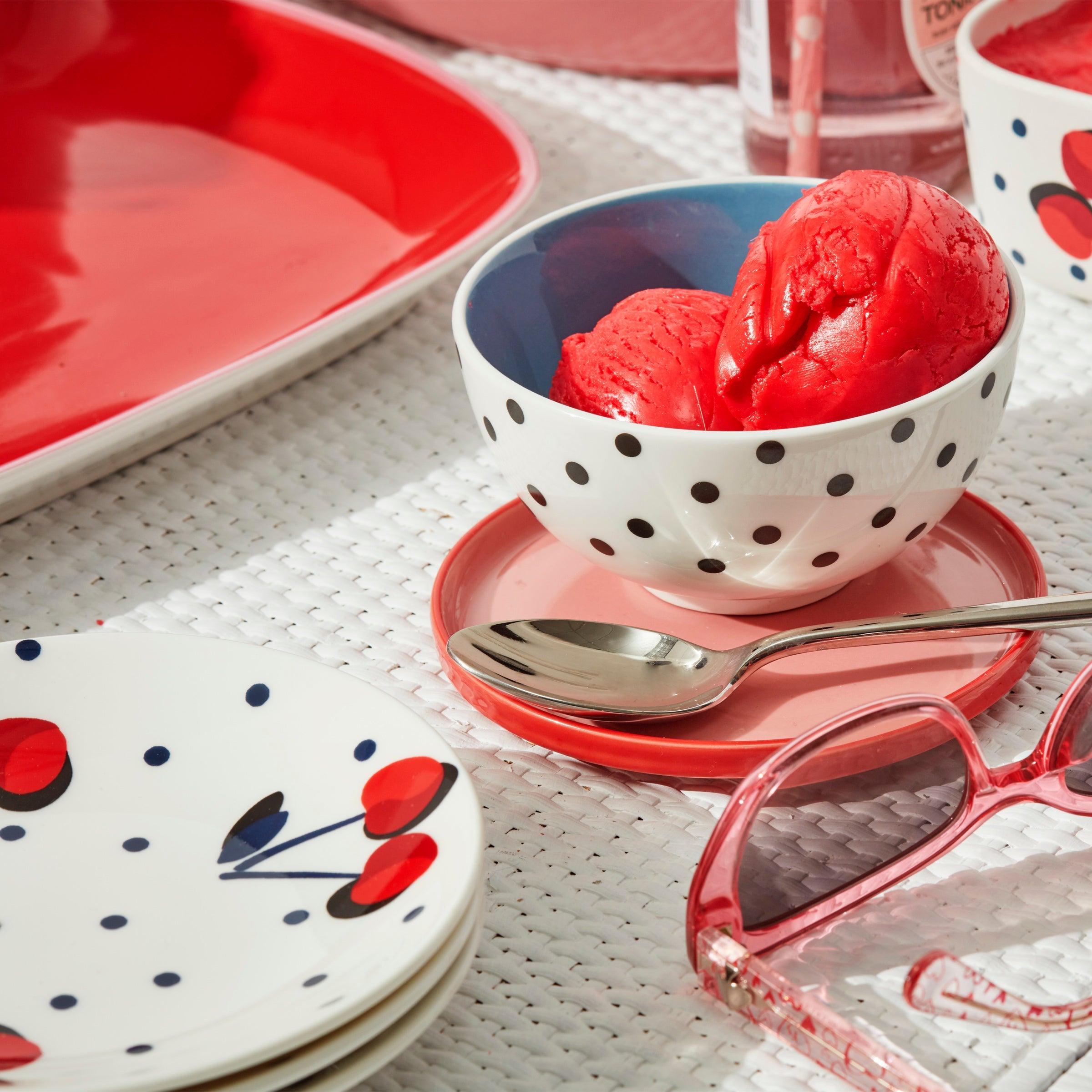 On The Spot 8-Piece Mini Nesting Set - Image 4