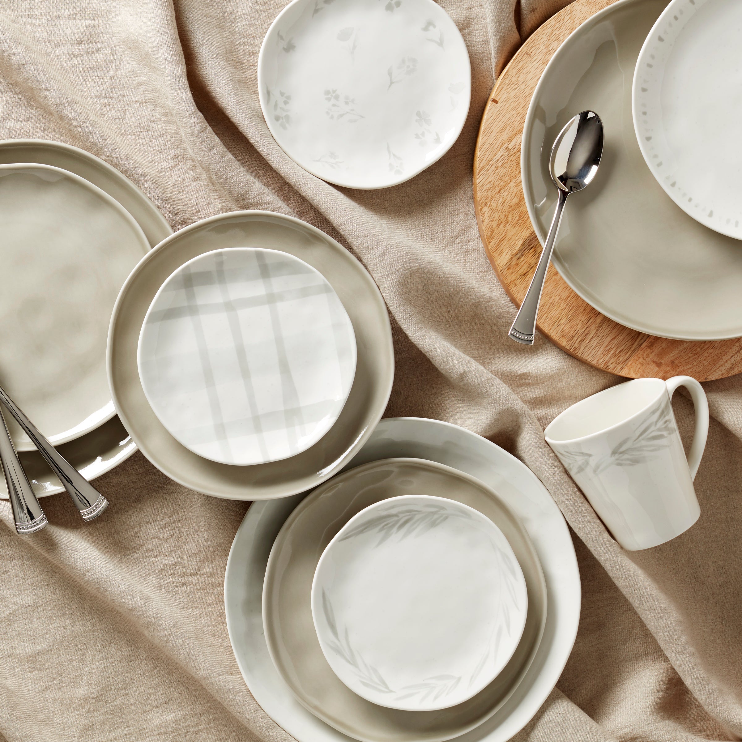 Oyster Bay Assorted Tidbit Plates - Set of 4 - Image 2