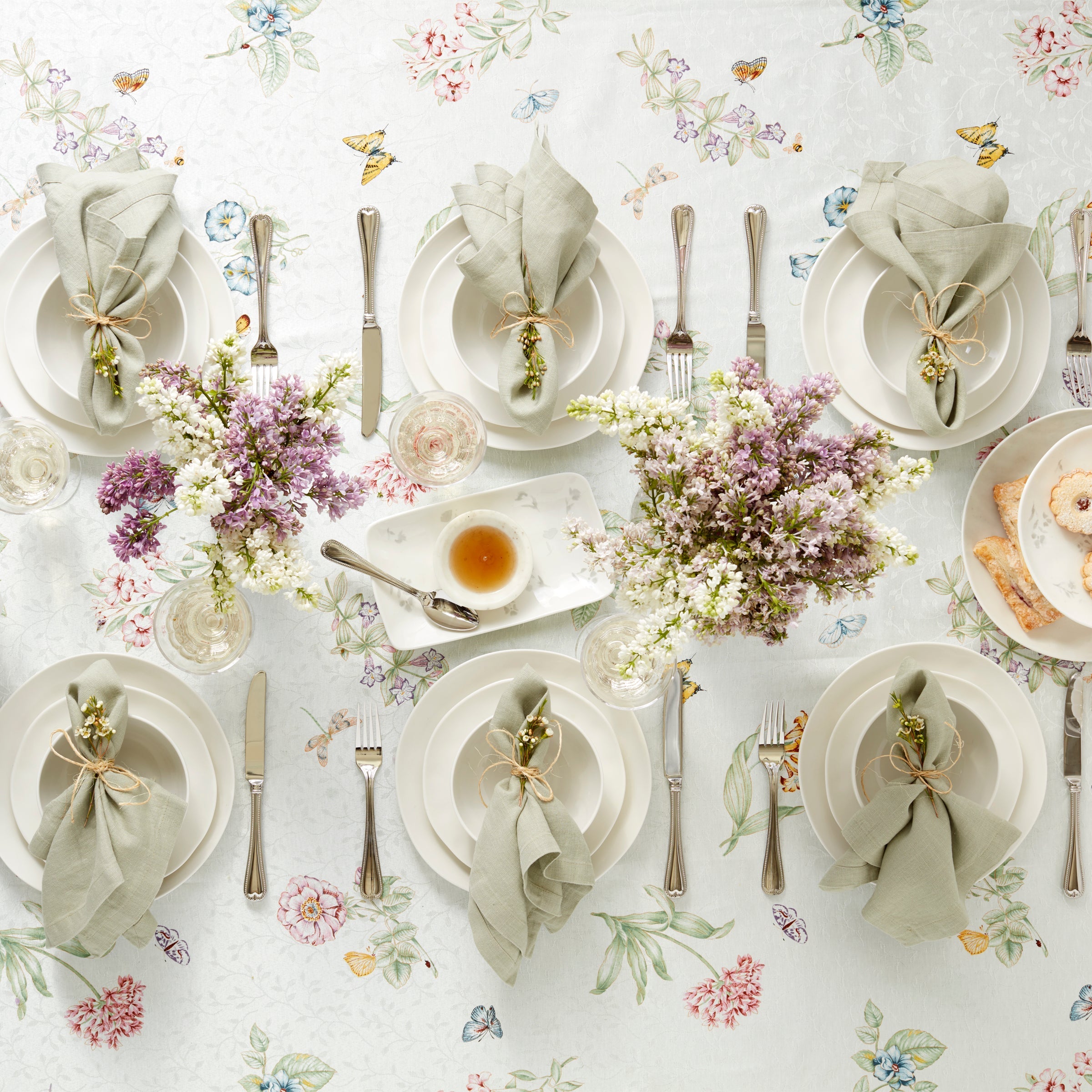 Bay Colors White Dinner Plates - Set of 4 - Image 3