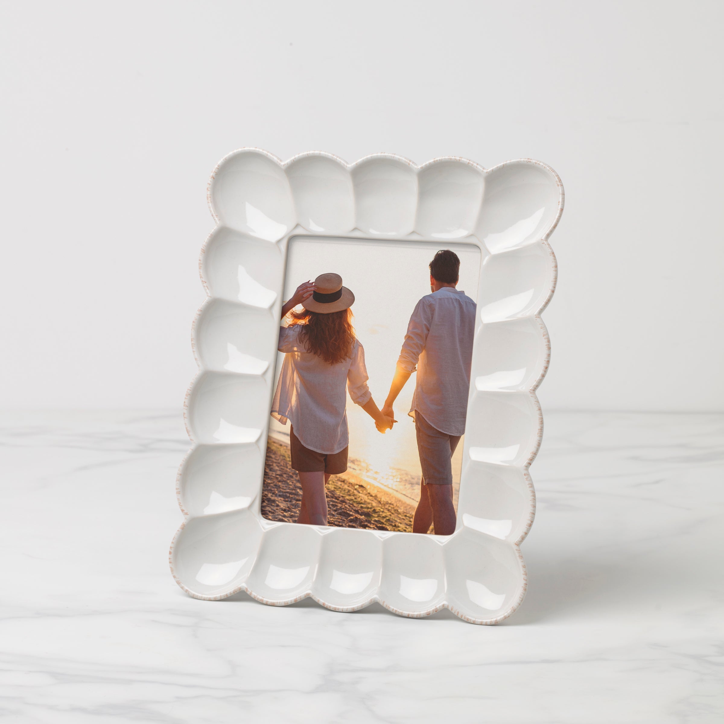 French Perle Scallop 5 x 7 Frame