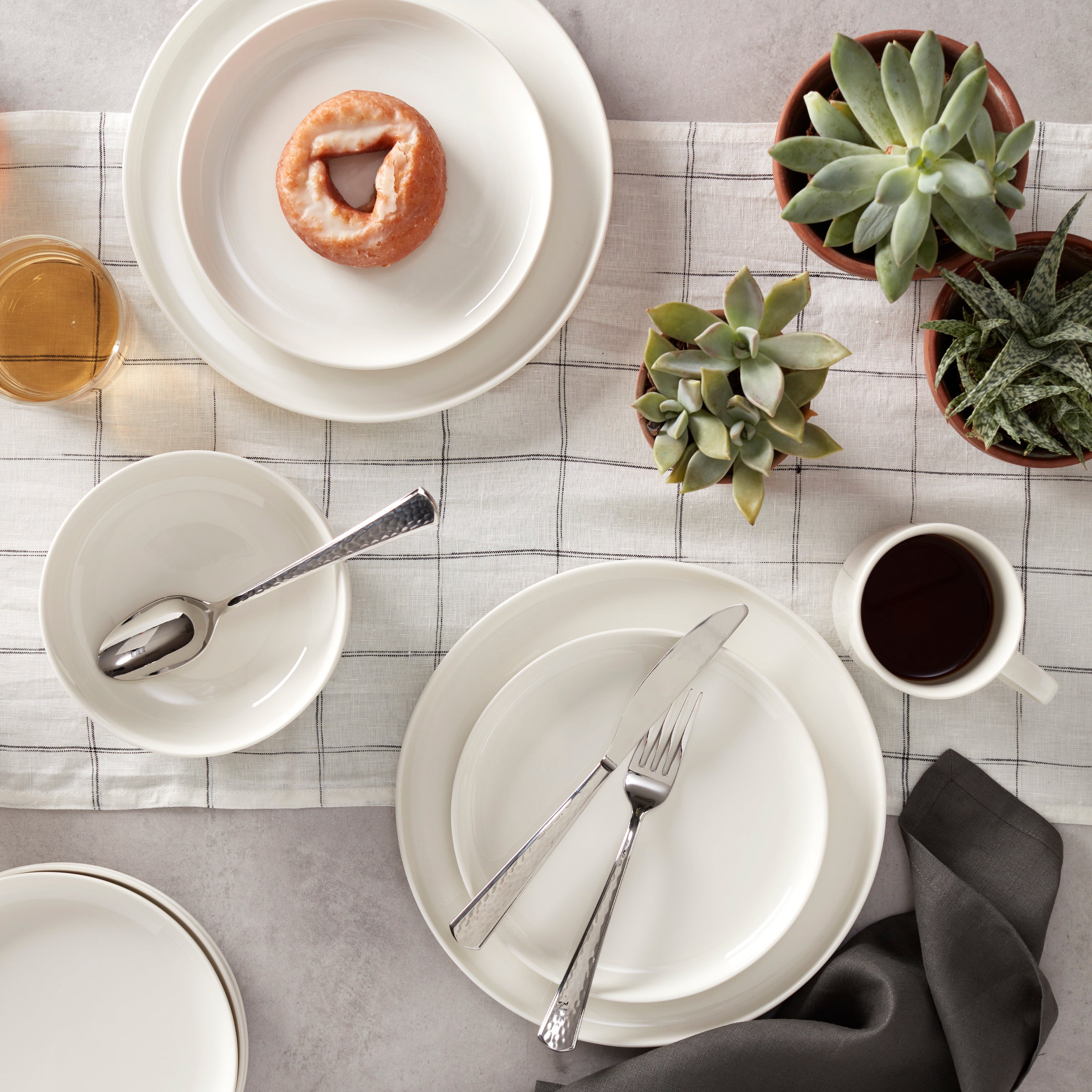 24 Seven White Mugs - Set of 4 - Image 4