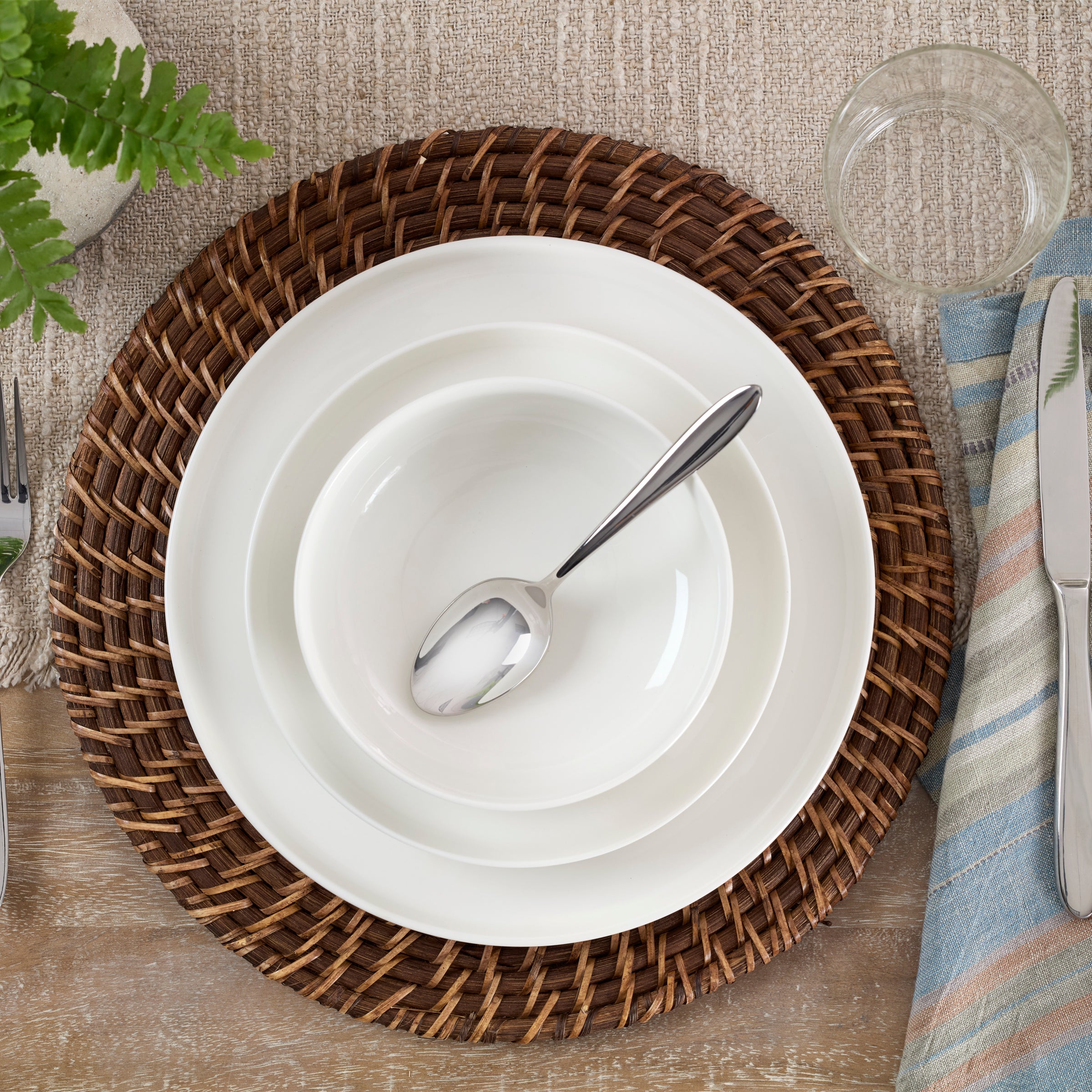 24 Seven White 12-Piece Dinnerware Set - Image 5