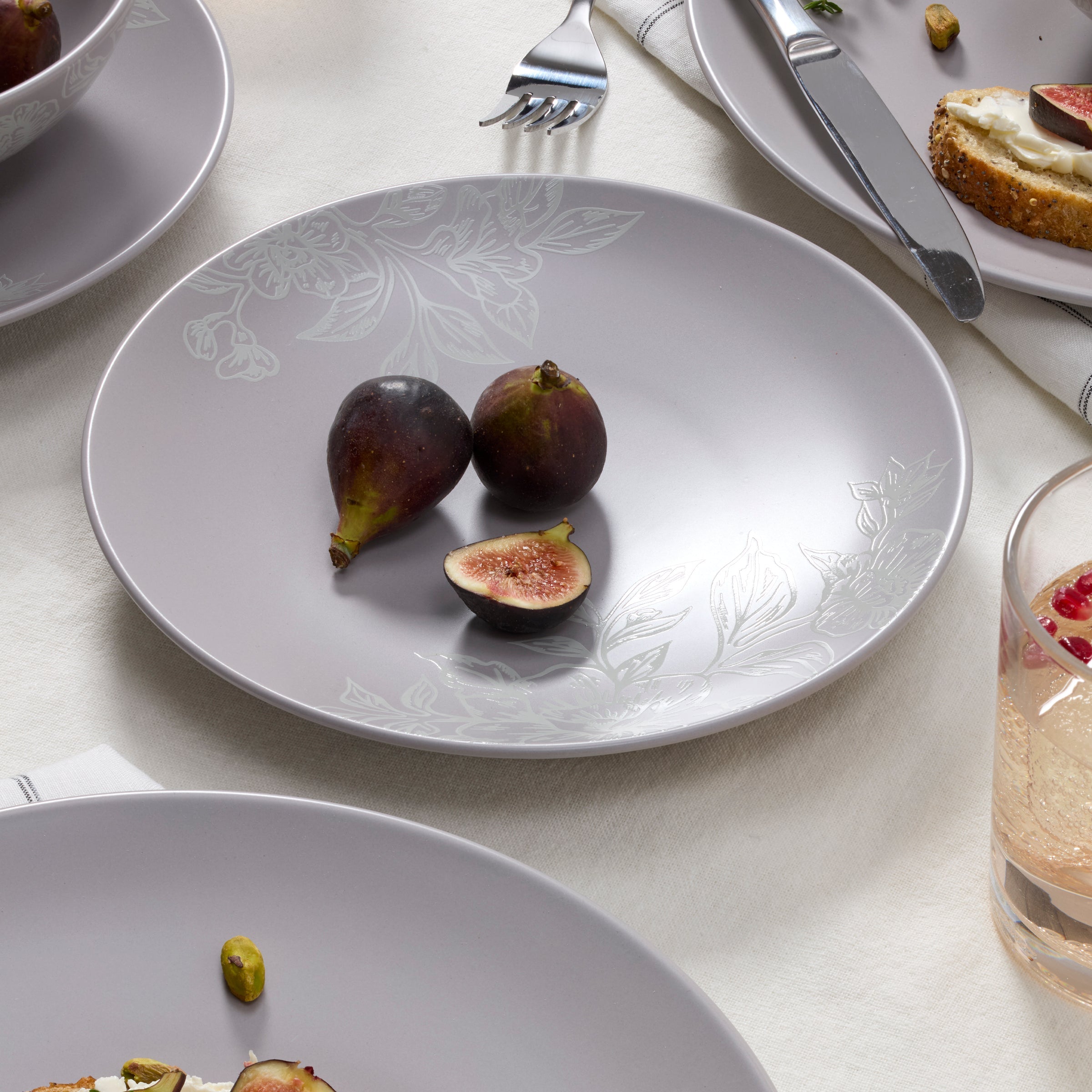 Roseto Pumice 12-Piece Dinnerware Set - Image 4