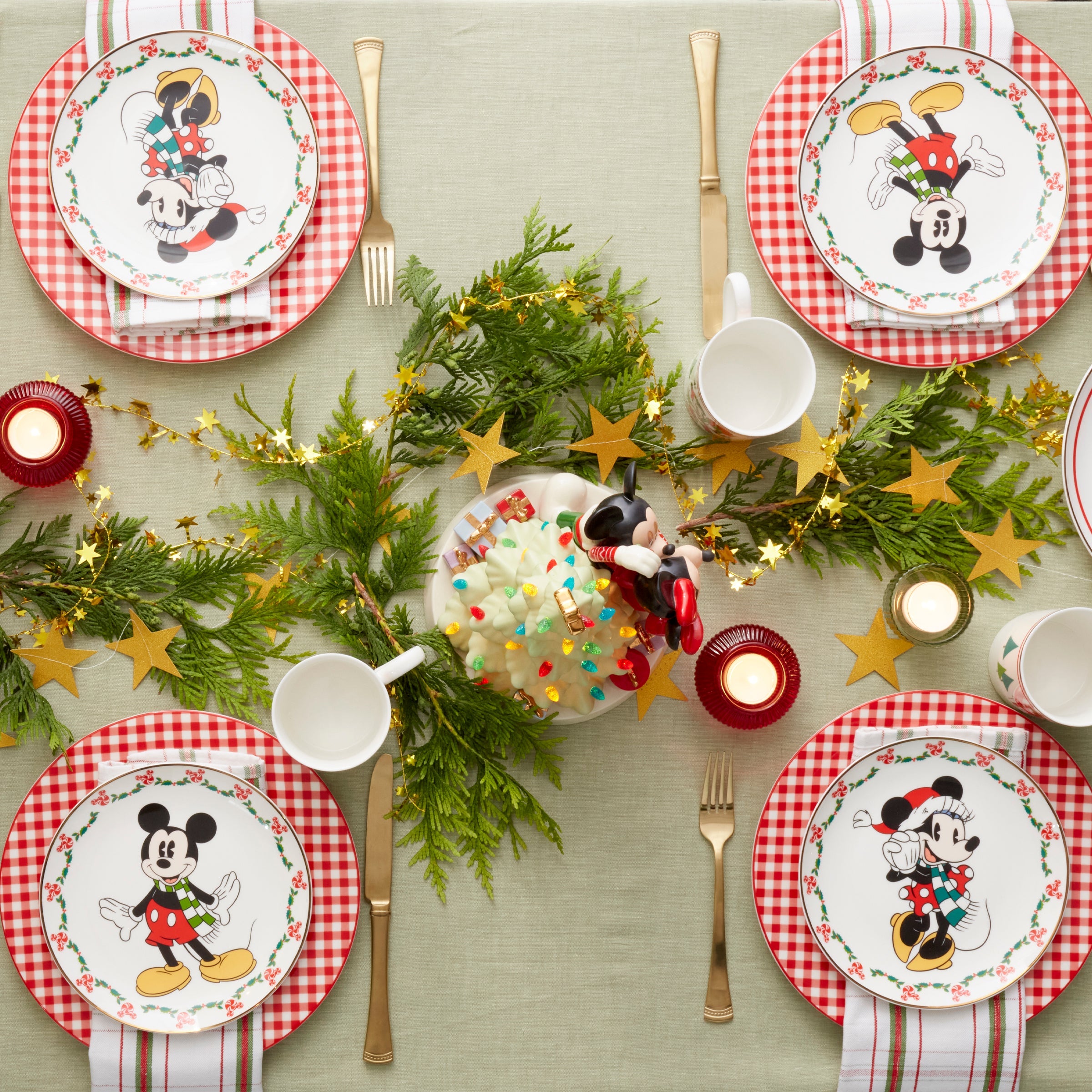 Disney Holiday 12-Piece Dessert Set - Image 6