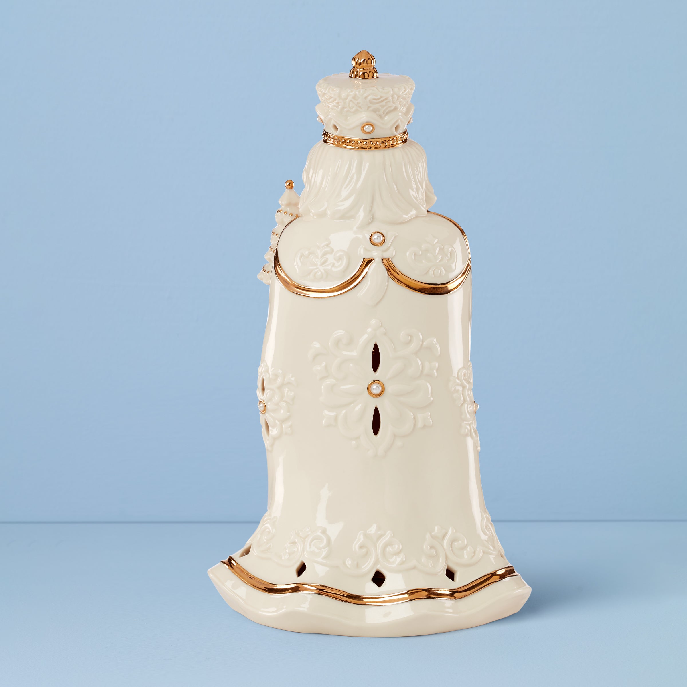 Florentine & Pearl Lit Nutcracker Figurine - Image 4